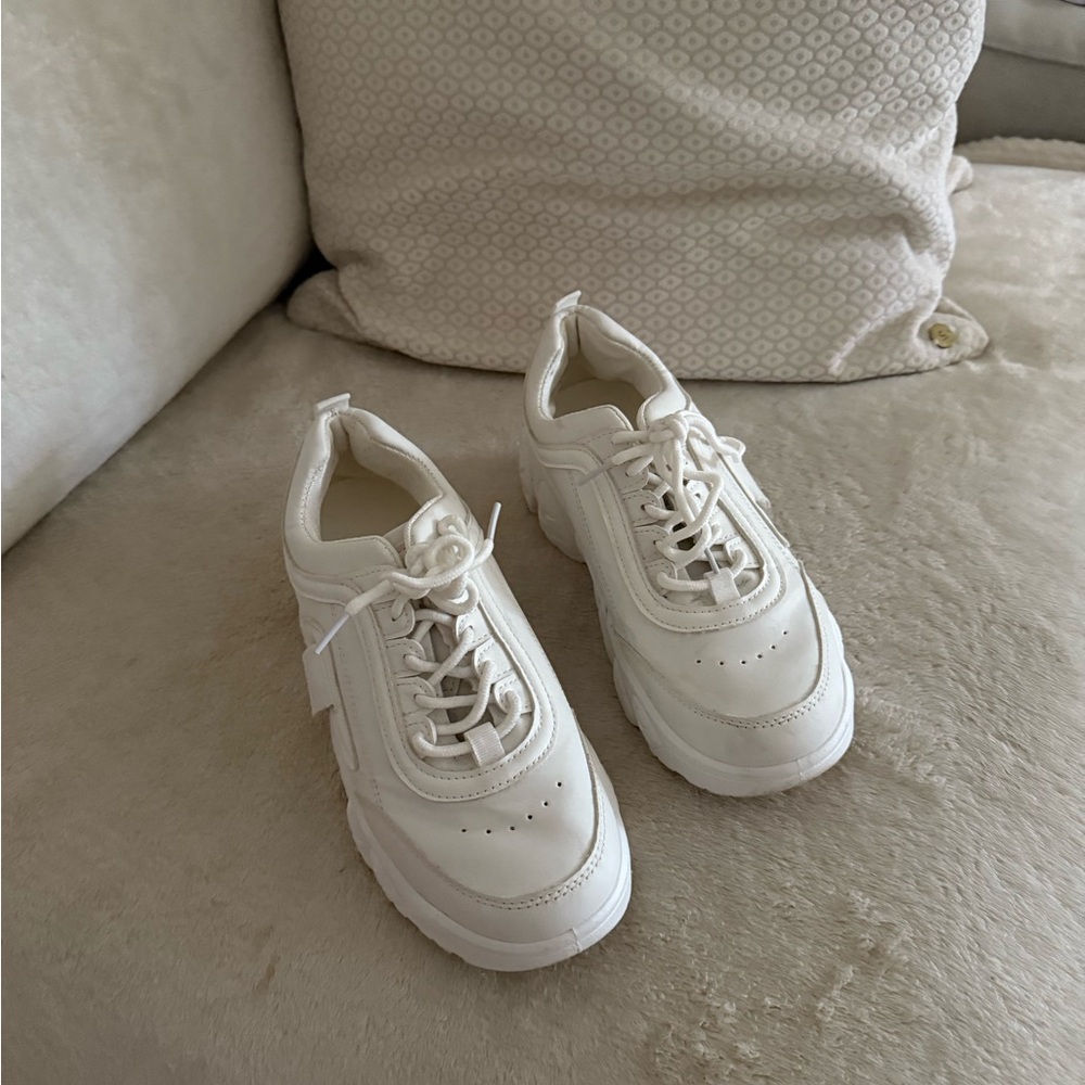 Women's White Chunky Sneakers